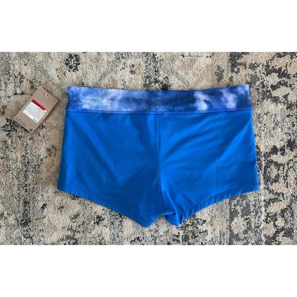 Nike Women’s Blue Spandex Shorts Tie Dye Waist Band Size L NWT Workout Athletic - Picture 6 of 6